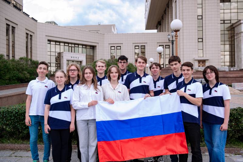 hero-img-01 4D586B4D A5B9 4E53 9A49 494055FCF84D